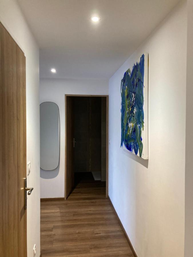 Bel Appartement Cv Бурж Екстериор снимка