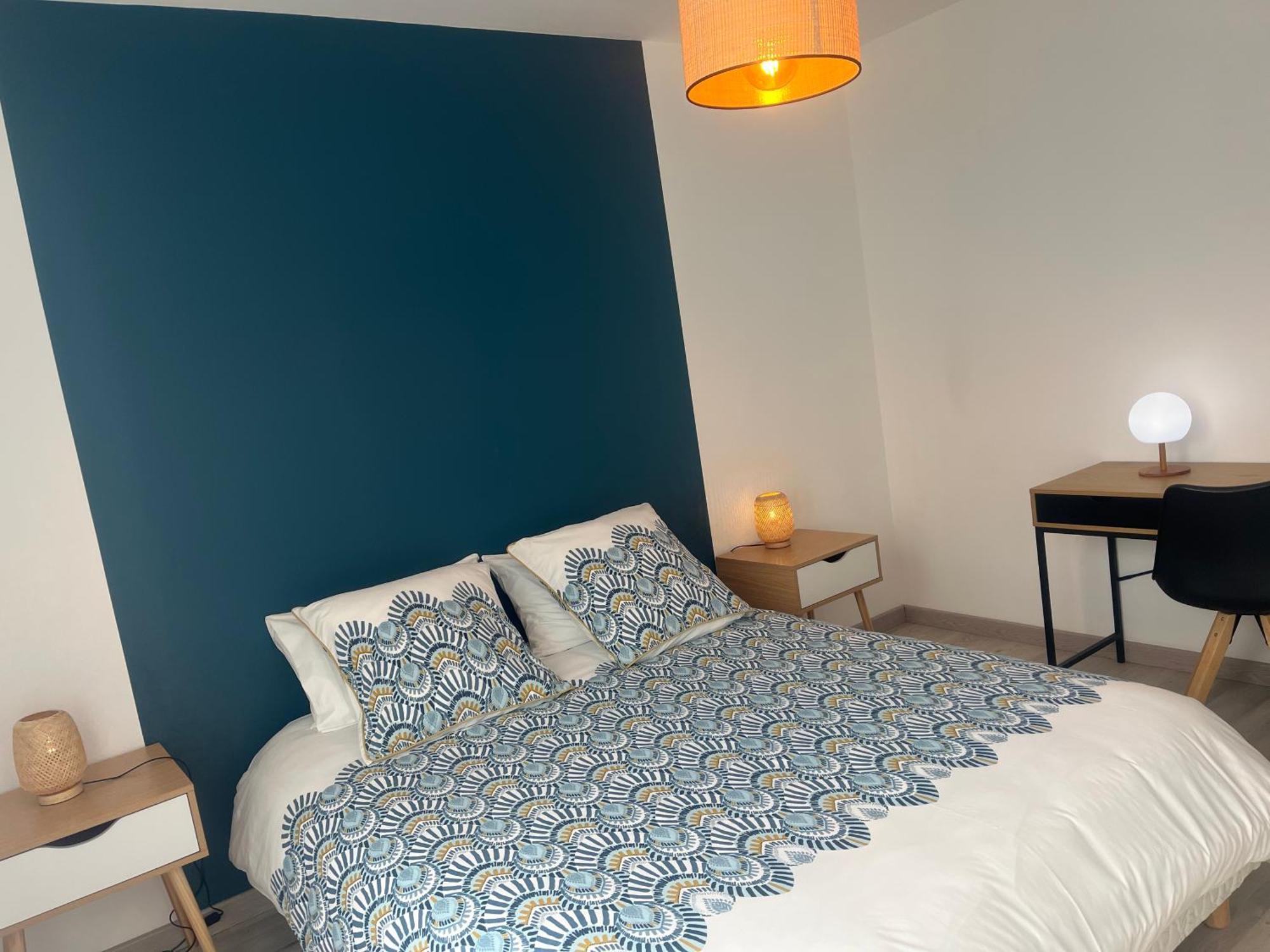 Bel Appartement Cv Бурж Екстериор снимка