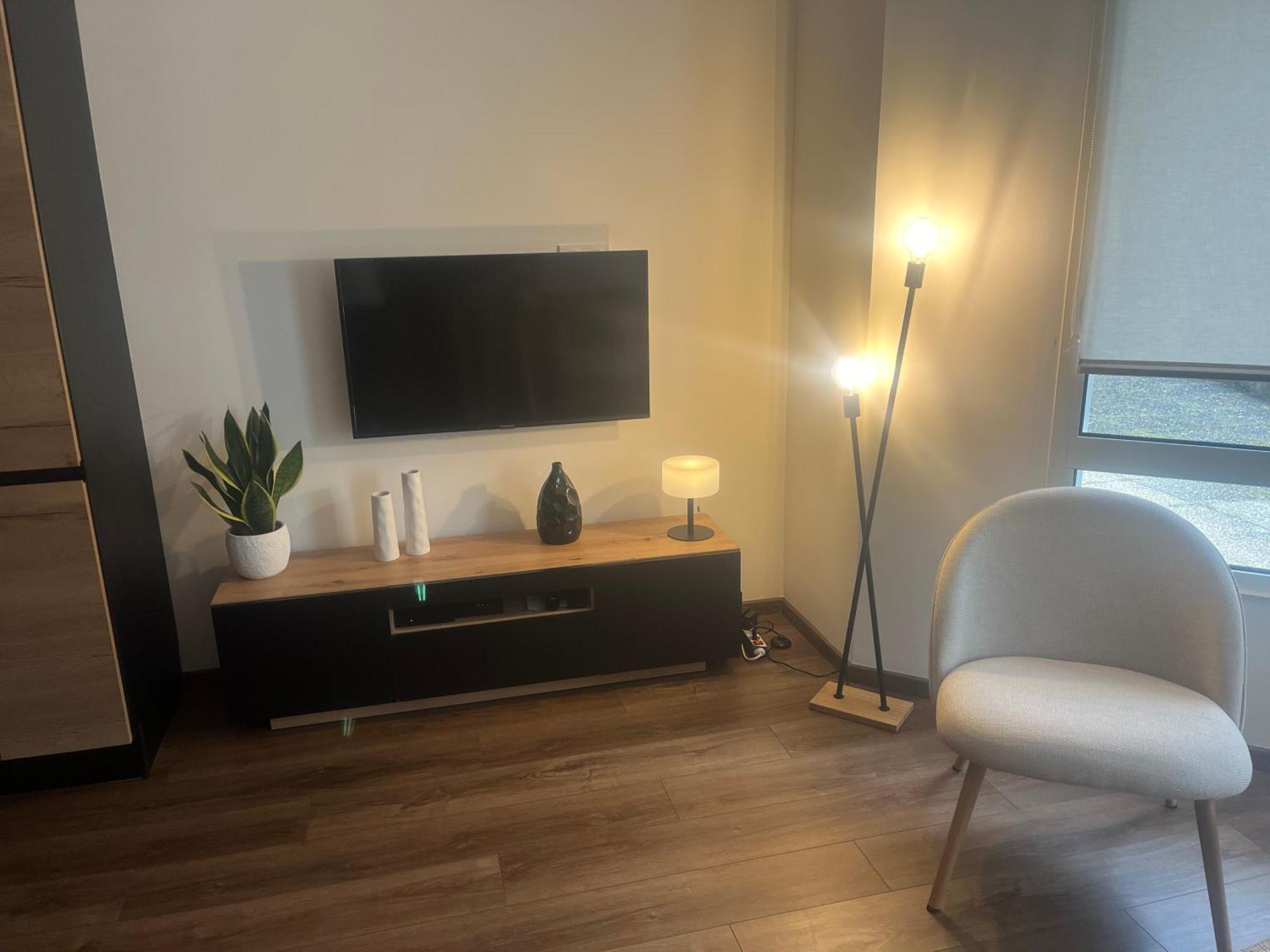Bel Appartement Cv Бурж Екстериор снимка