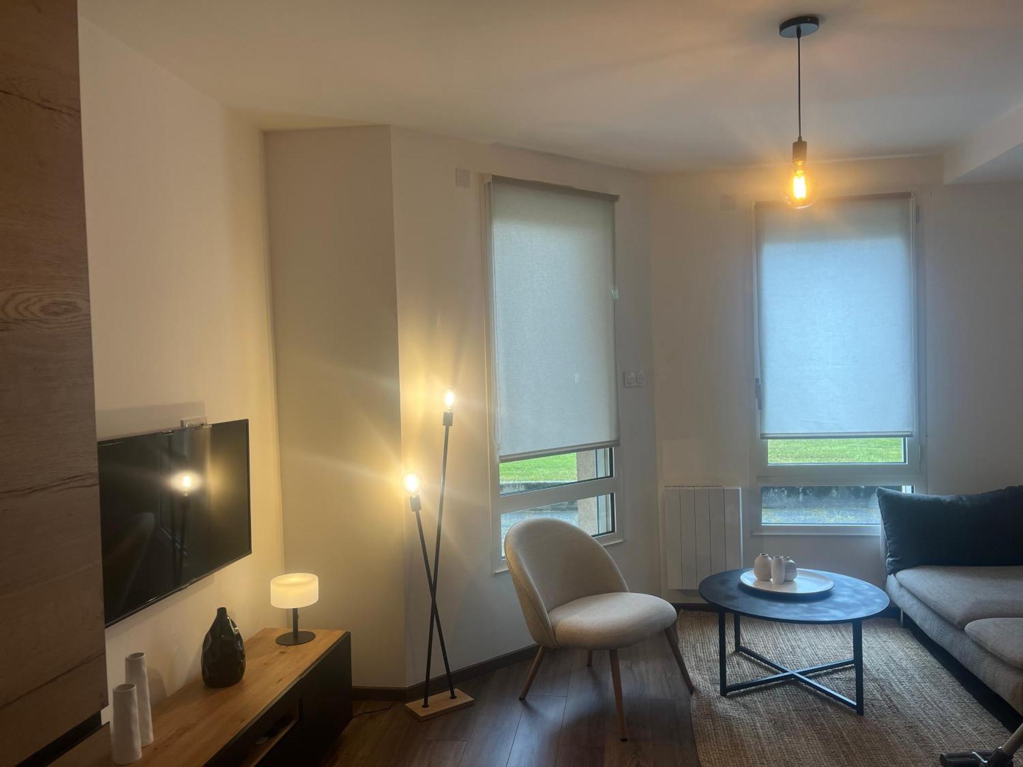 Bel Appartement Cv Бурж Екстериор снимка